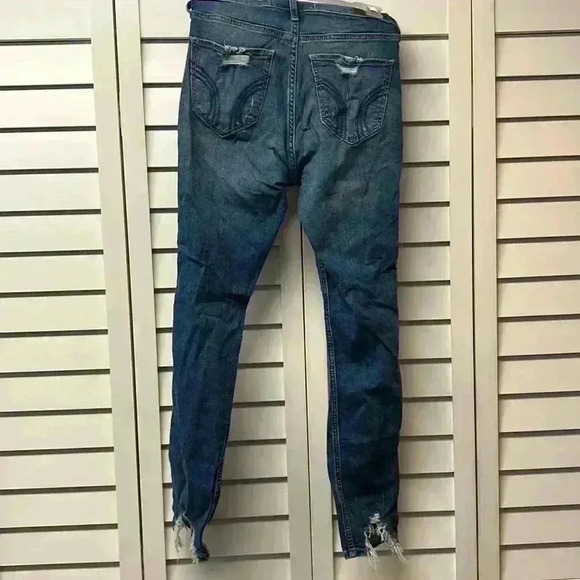 Hollister Curvy High Rise Super Skinny Jeans - Size 25”x28” - Picture 4 of 5